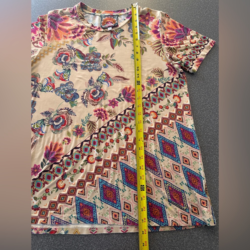 Johnny Was Zaki Patchwork Bamboo Tee Floral Geometric Mixed Print Tan Large - Picture 6 of 7